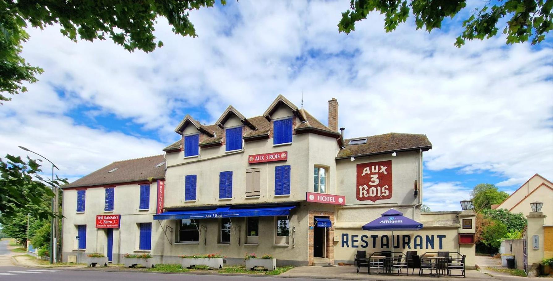 Aux Trois Rois Pont-Sur-Yonne Exterior foto